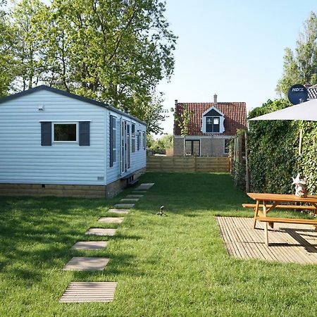 Отель Vakantieverblijf Aan De Dijk Хипполитюсхуф Экстерьер фото